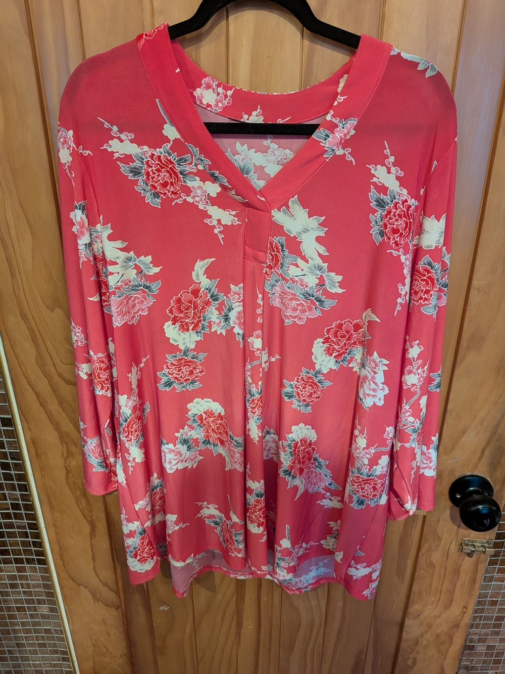 Women's Pink Coral Floral V-Neck Long Sleeve Top 2xl